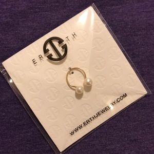 ERTH TUY Y YO Ring. NIB.